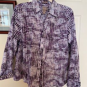 Chico’s Button down wrinkle resistant Sz 2 Shirt